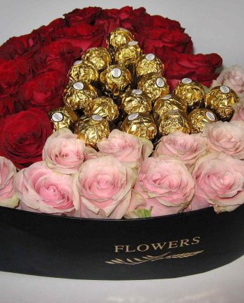 Box srce sa crvenim i roze ružama i ferrero rocher
