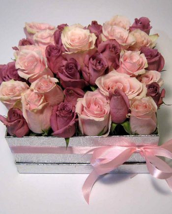 Box kocka sa roze i ljubičastom ružom